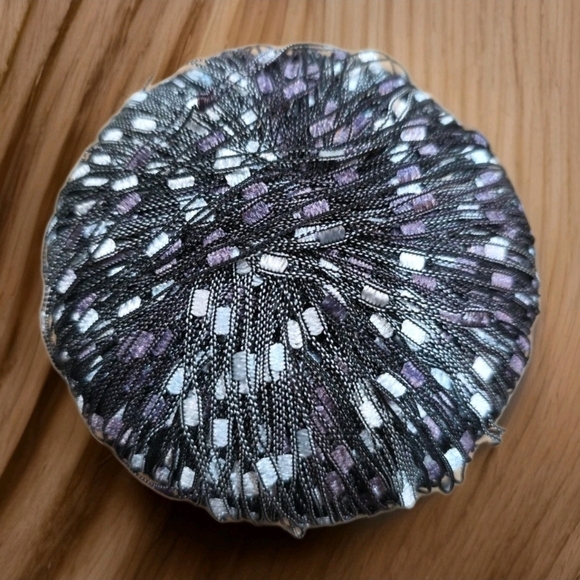 Bernat Matrix and Lion Brand Incredible Yarn - Black and Gray - Picture 4 of 13